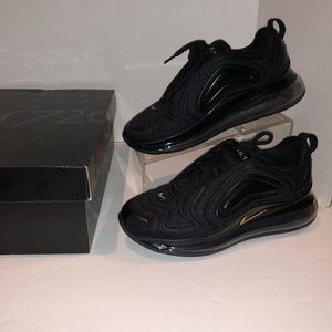 Nike Air Max 720 CT2548-001 Black & Gold NEW